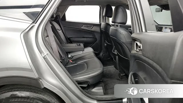 Kia Sportage 5th Generation 2022 Серебряный из Кореи, фото 3