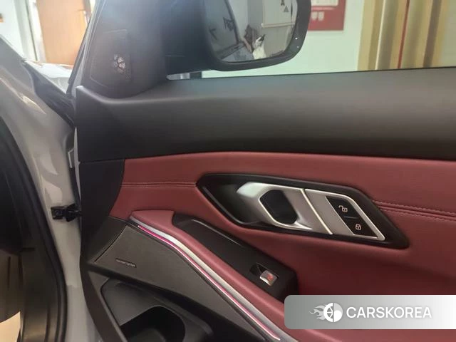BMW 3 series 2025 Синий из Китая, фото 3