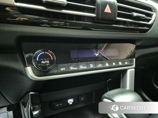 Kia Seltos 2022 Белый из Кореи, фото 3