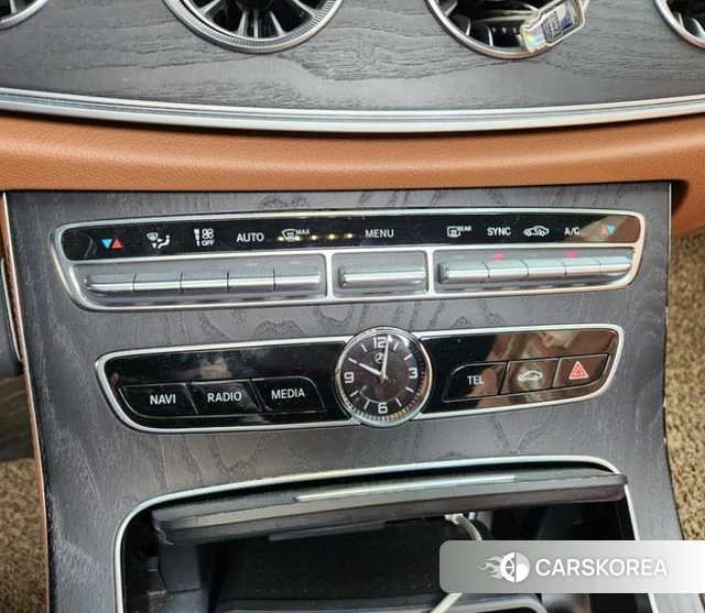 Mercedes-Benz E-Class W213 2018 Белый из Кореи, фото 3