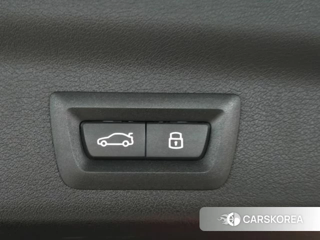 BMW X1 (U11) 2025 Небесно-голубой из Кореи, фото 3