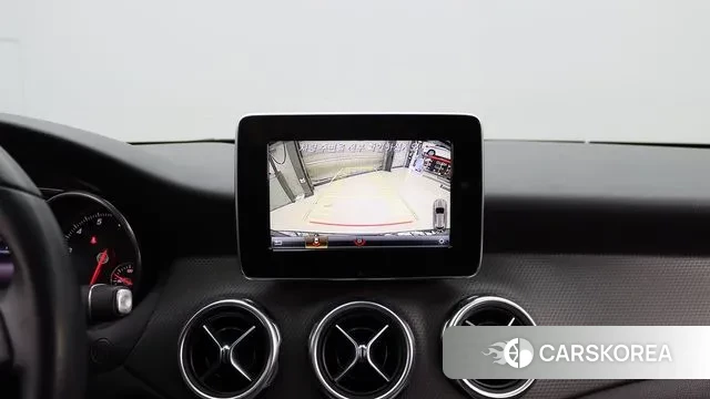 Mercedes-Benz GLA-Class X156 2018 Серый из Кореи, фото 3