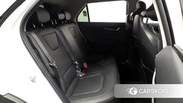 Kia Di Ol Nu Niro 2025 Белый из Кореи, фото 3