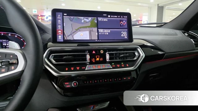BMW X4 (G02) 2025 Белый из Кореи, фото 3