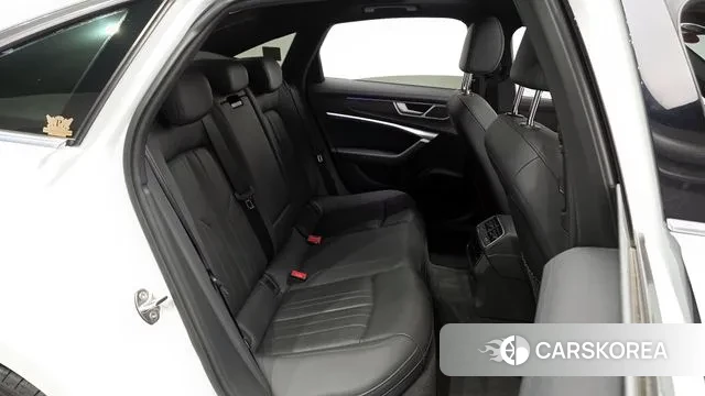 Audi A6 (C8) 2020 Белый из Кореи, фото 3