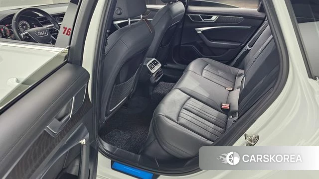 Audi A6 (C8) 2021 Белый из Кореи, фото 3