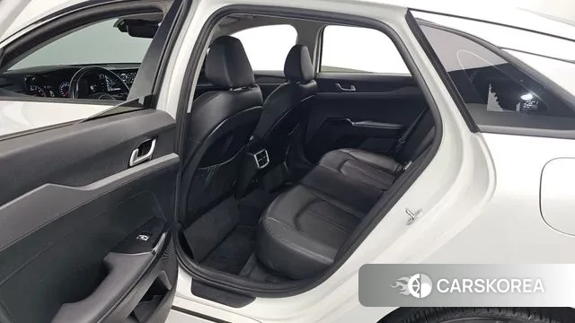 Kia K5 3rd generation 2021 Белый из Кореи, фото 3