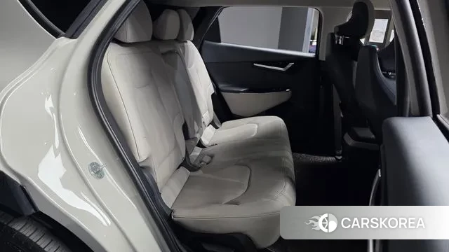 Kia EV6 2021 Серебристо-серый из Кореи, фото 3