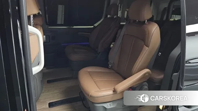 Hyundai Staria 2021 Черный из Кореи, фото 3