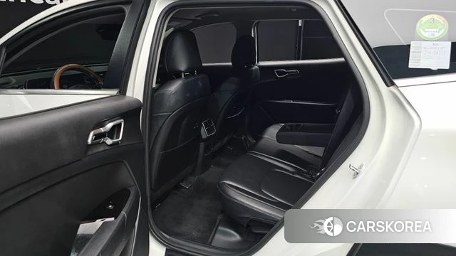 Kia Sportage 5th Generation 2022 Белый из Кореи, фото 3