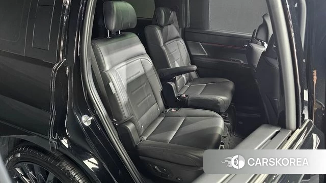 Hyundai Santa Fe (MX5) 2024 Черный из Кореи, фото 3