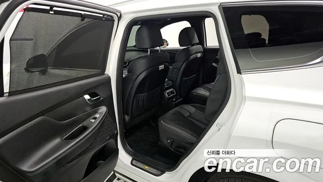 Hyundai The New Santa Fe 2023 Белый из Кореи, фото 3