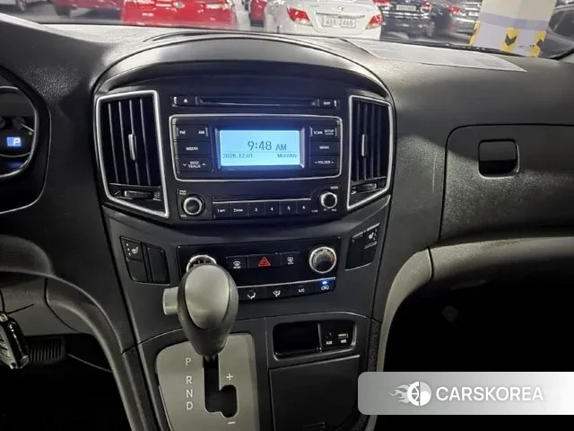 Hyundai Grand Starex 2018 Серебряный из Кореи, фото 3