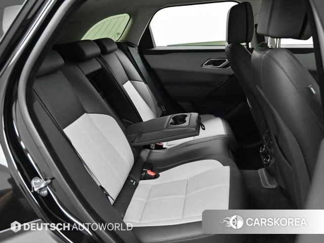 Land Rover Range Rover Velar 2025 Черный из Кореи, фото 3