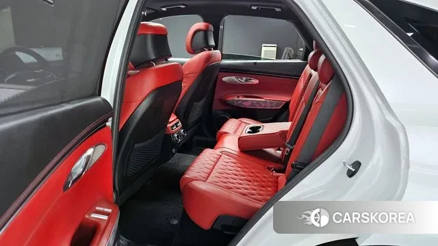 Genesis GV70 2022 Белый из Кореи, фото 3