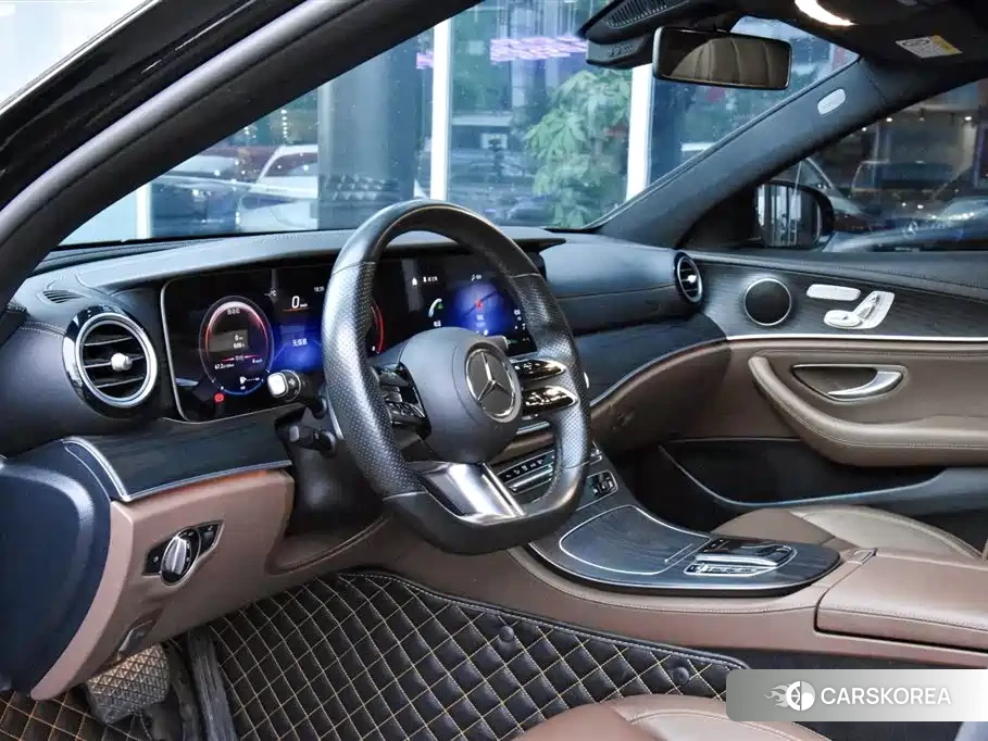 Mercedes-Benz E-Class 2022 Черный из Китая, фото 3