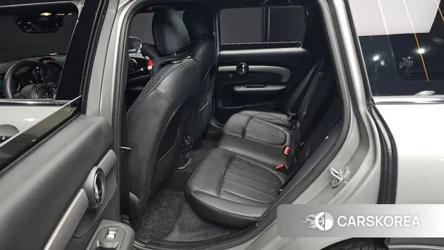 Mini Cooper S Clubman 2023 Серебристо-серый из Кореи, фото 3