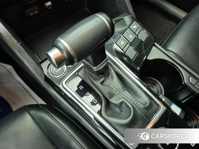 Kia Sportage 5th Generation 2022 Белый из Кореи, фото 3