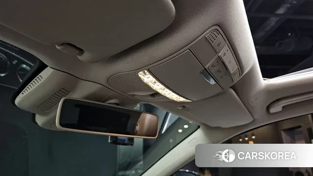 Mercedes-Benz E-Class W213 2018 Серый из Кореи, фото 3