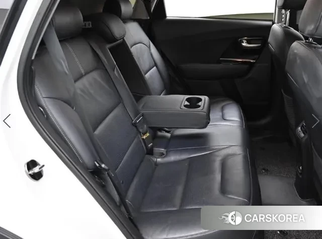 Kia Niro 2018 Белый из Кореи, фото 3