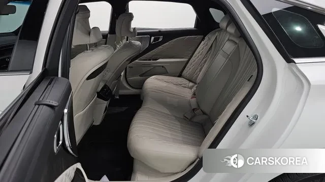 Kia K8 Hybrid 2023 Белый из Кореи, фото 3