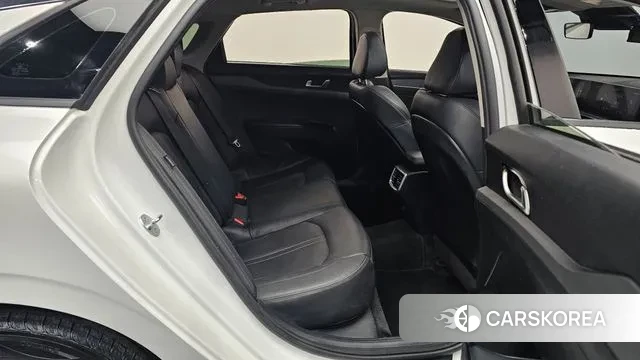 Kia The New K5 3rd generation 2024 Белый из Кореи, фото 3