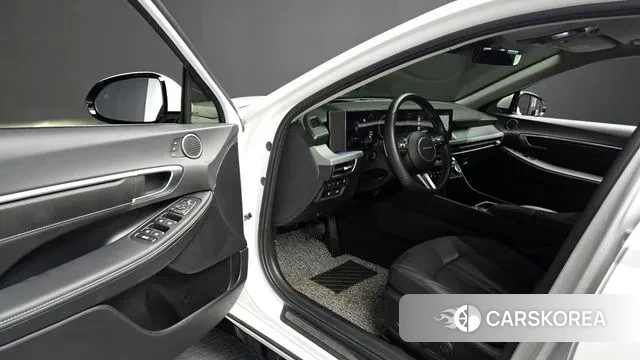 Hyundai Sonata D Edge (DN8) 2024 Белый из Кореи, фото 3