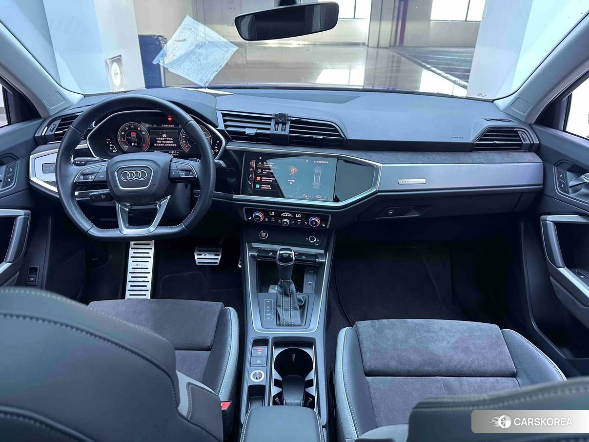 Audi Q3 2021 Синий из Китая, фото 3