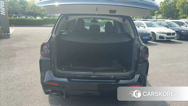 BMW X3 2021 Черный из Китая, фото 3