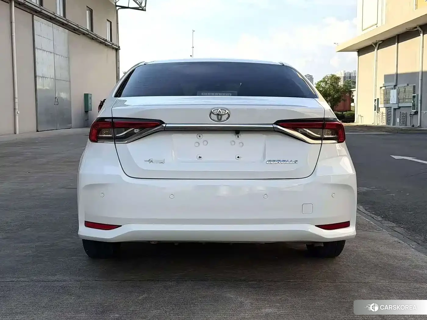 Toyota Corolla 2024 Белый из Китая, фото 4