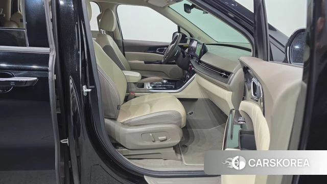 Kia Carnival 4th generation 2023 Черный из Кореи, фото 3