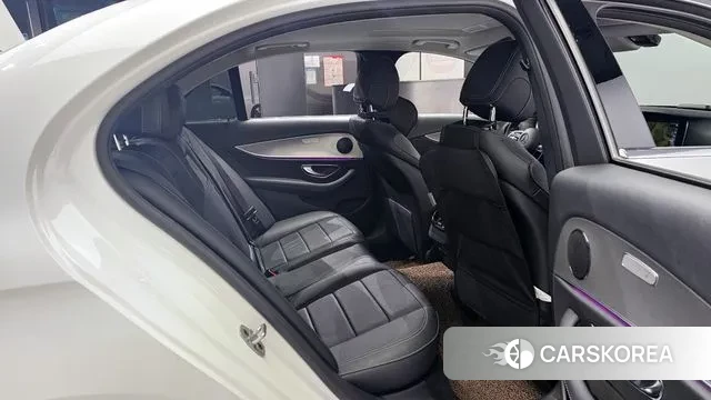 Mercedes-Benz E-Class W213 2018 Белый из Кореи, фото 3