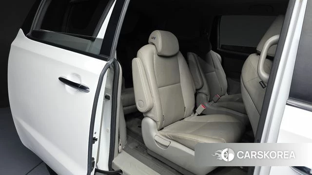 Kia The New Carnival 2018 Белый из Кореи, фото 3