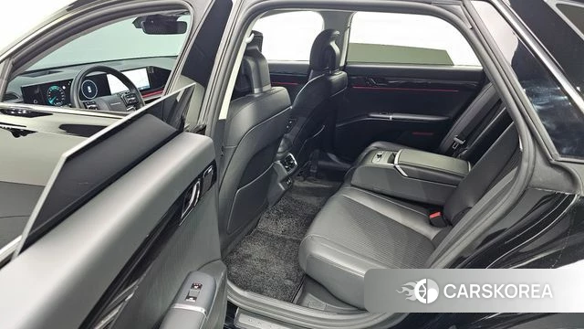 Hyundai Grandeur Hybrid (GN7) 2023 Черный из Кореи, фото 3