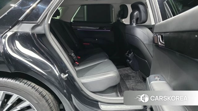 Hyundai Grandeur Hybrid (GN7) 2023 Черный из Кореи, фото 3