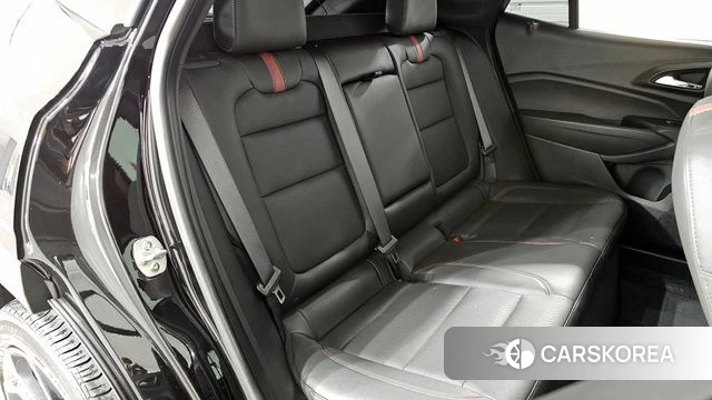 Chevrolet (GM Daewoo) Trax Crossover 2024 Черный из Кореи, фото 3