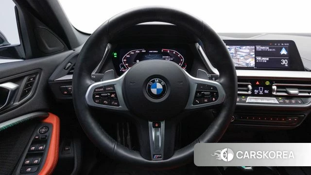 BMW 1 Series (F40) 2024 Белый из Кореи, фото 3