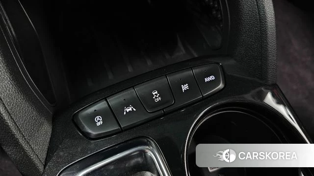 Chevrolet (GM Daewoo) The New Trail Blazer 2023 Белый из Кореи, фото 3