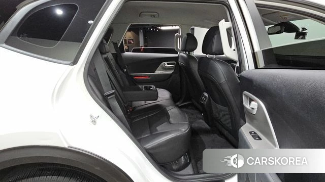 Kia Niro Plus 2022 Белый из Кореи, фото 3