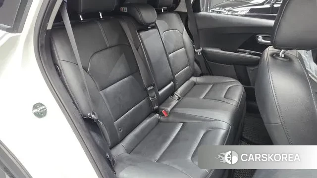 Kia Niro 2018 Белый из Кореи, фото 3