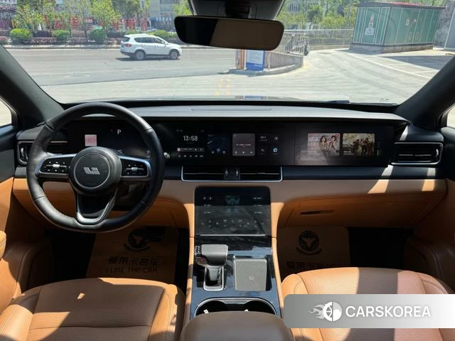 Ideal car Ideal ONE 2021 Серебристо-серый из Китая, фото 3