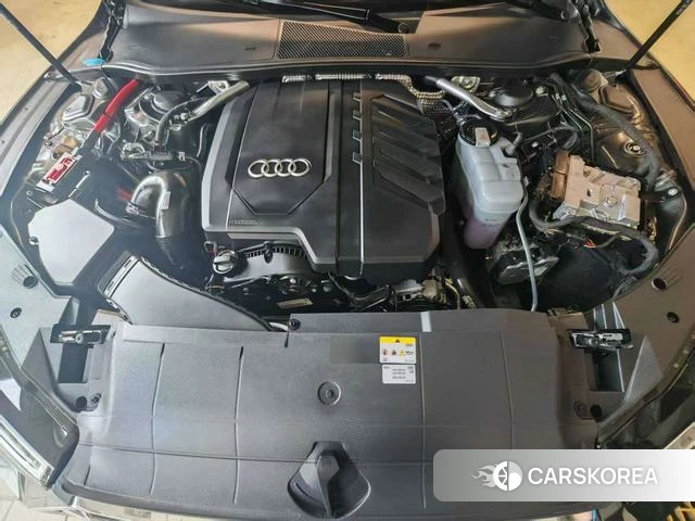 Audi A7 2025 Темно-серый из Китая, фото 3