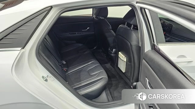 Hyundai Avante (CN7) 2021 Белый из Кореи, фото 3