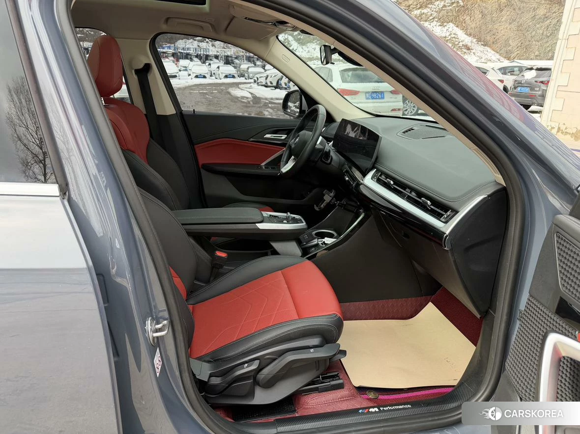 BMW X1 2023 Синий из Китая, фото 3