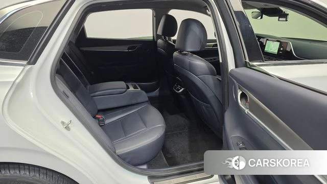 Hyundai The New Grandeur IG Hybrid 2021 Белый из Кореи, фото 3