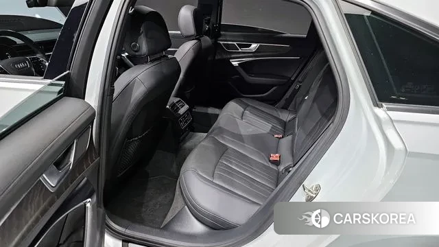 Audi A6 (C8) 2022 Белый из Кореи, фото 3