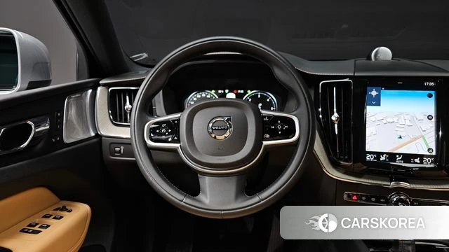 Volvo XC60 second Generation 2019 Серебристо-серый из Кореи, фото 3