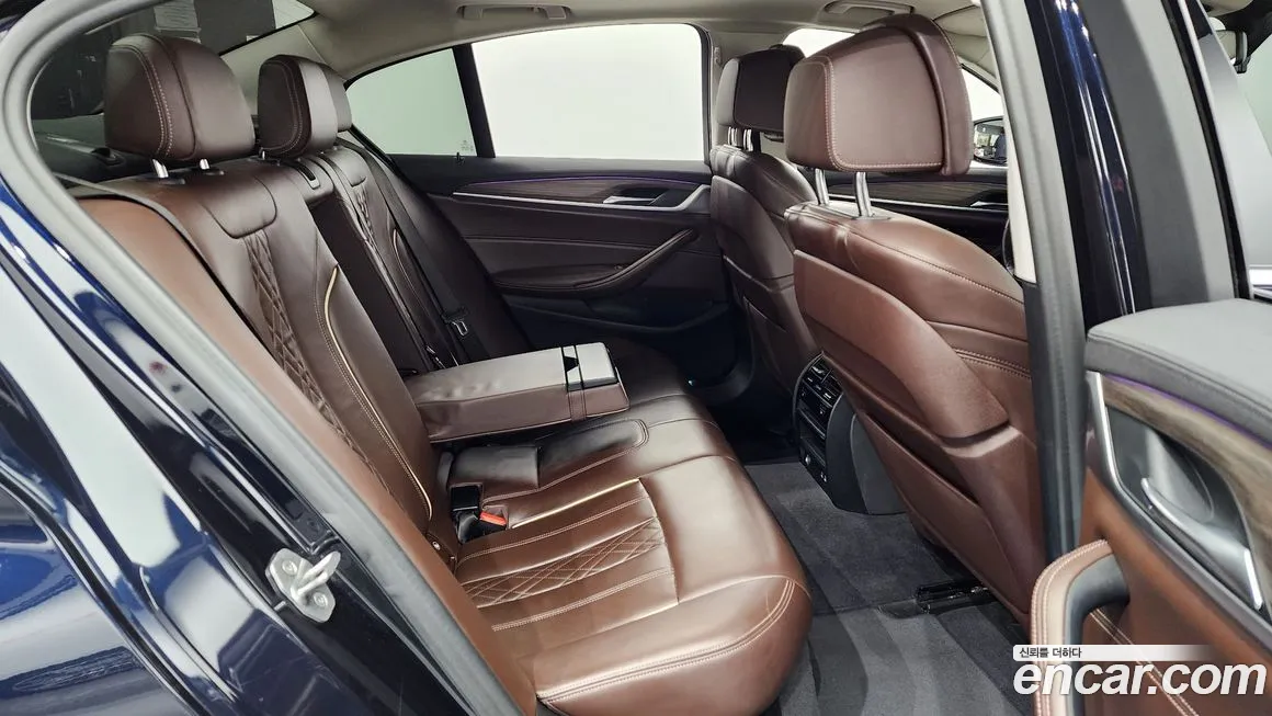 BMW 5 Series (G30) id 2009450 из Кореи 3