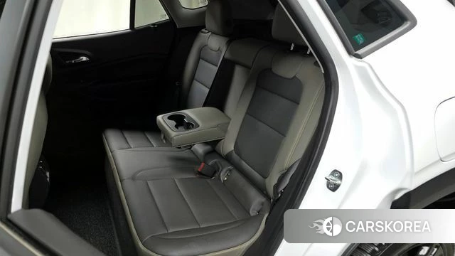 Chevrolet (GM Daewoo) Trax Crossover 2023 Белый из Кореи, фото 3