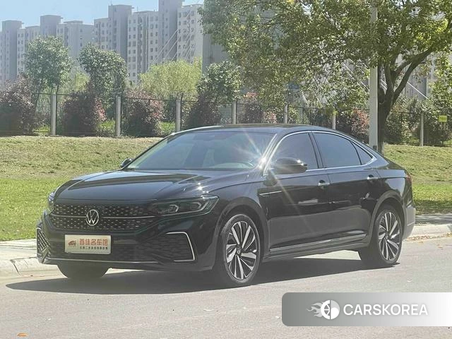 Volkswagen Passat 2021 Черный из Китая, фото 3